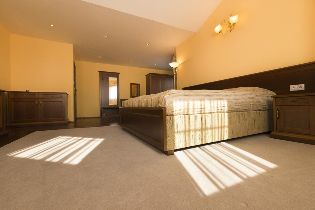 Penzion Honore Depoltovice Chambre photo
